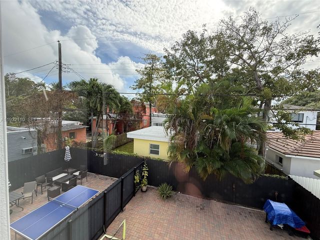 1786 SW 9th St 4, Miami, FL 33135