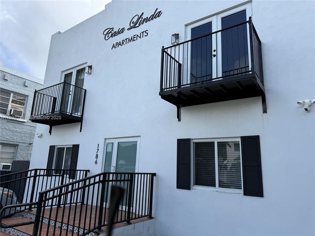 1786 SW 9th St 4, Miami, FL 33135