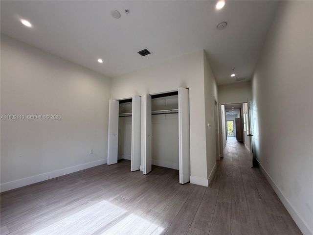 1786 SW 9th St 4, Miami, FL 33135