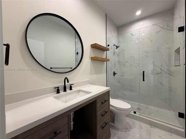 1786 SW 9th St 4, Miami, FL 33135