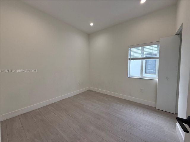 1786 SW 9th St 4, Miami, FL 33135