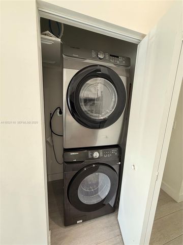 1786 SW 9th St 4, Miami, FL 33135