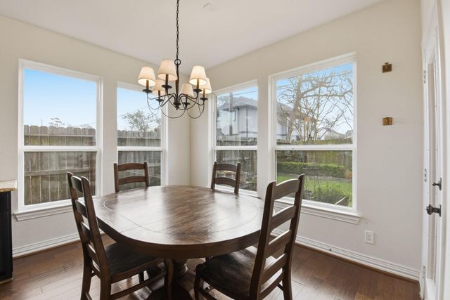 1515 Thornton Road, Houston, TX 77018