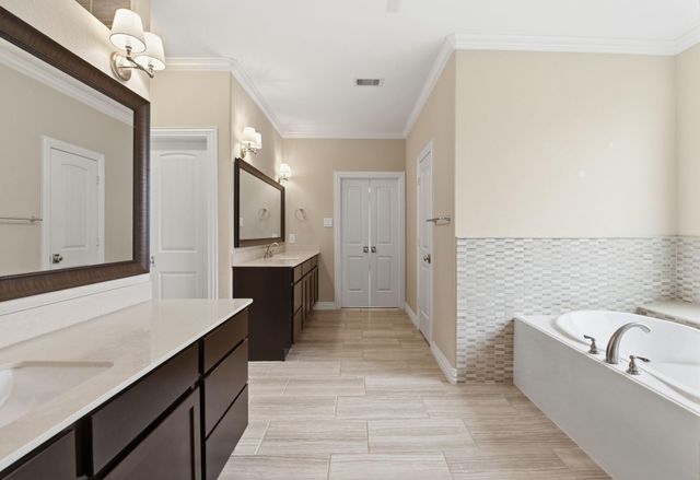 1515 Thornton Road, Houston, TX 77018