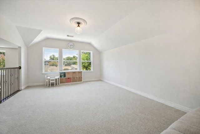 1515 Thornton Road, Houston, TX 77018