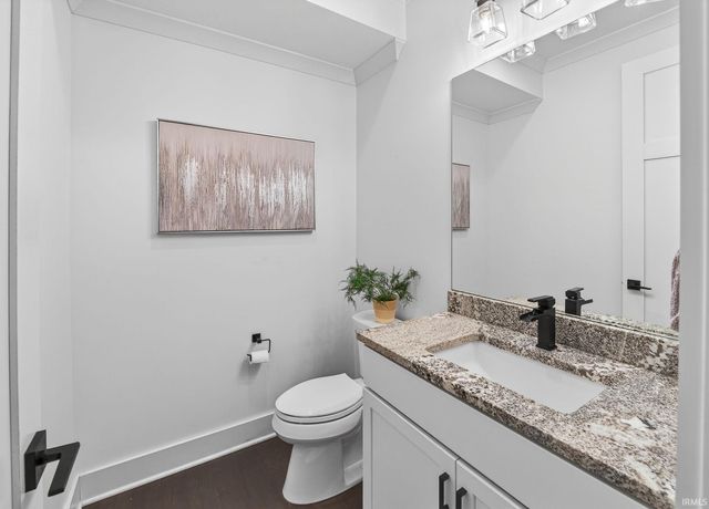 18445 Forest Glade Drive, South Bend, IN 46637