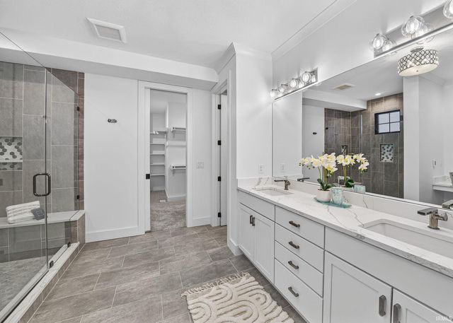 18445 Forest Glade Drive, South Bend, IN 46637