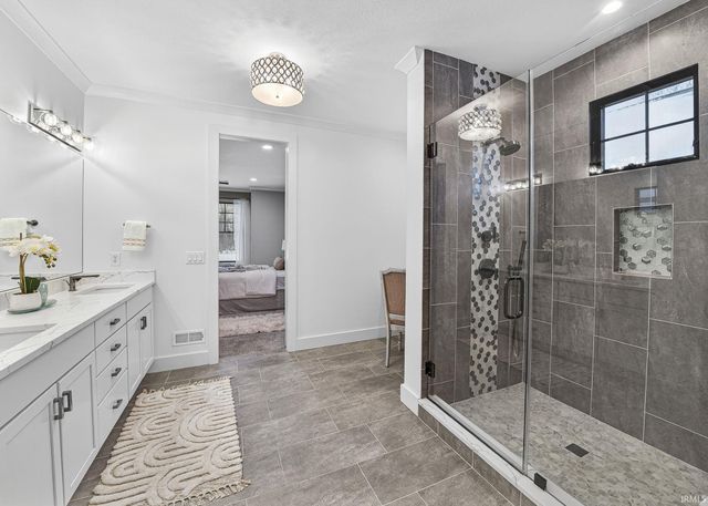 18445 Forest Glade Drive, South Bend, IN 46637