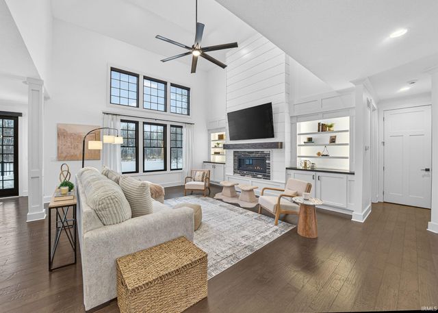 18445 Forest Glade Drive, South Bend, IN 46637