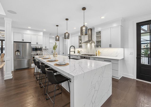 18445 Forest Glade Drive, South Bend, IN 46637