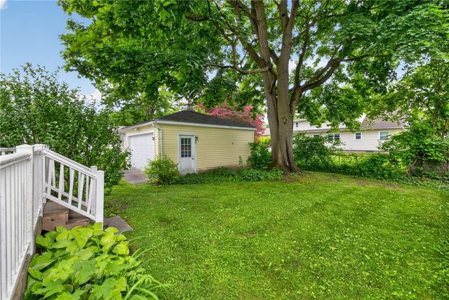 412 West Hickory Street, East Rochester, NY 14445
