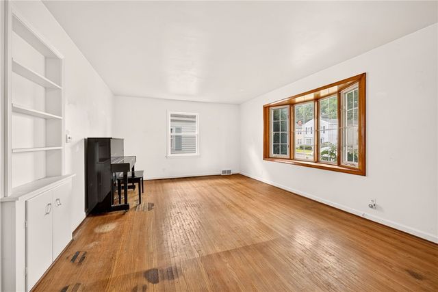 412 West Hickory Street, East Rochester, NY 14445