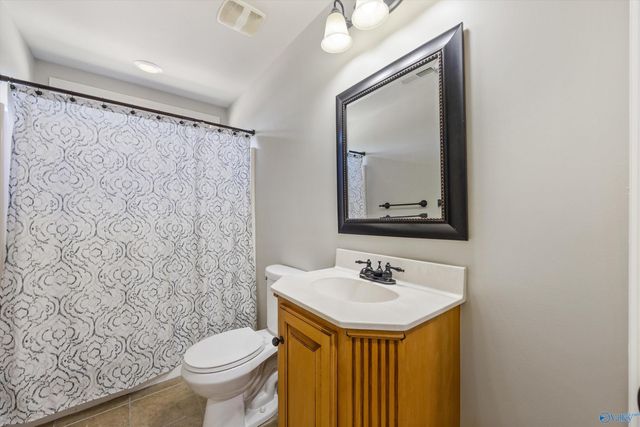 25986 Rosedown Drive, Athens, AL 35613