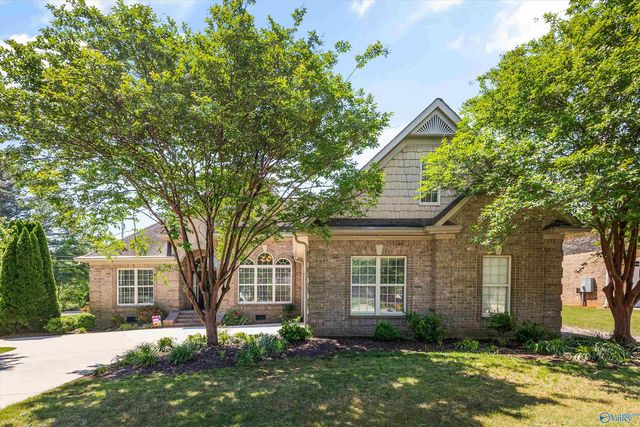 25986 Rosedown Drive, Athens, AL 35613