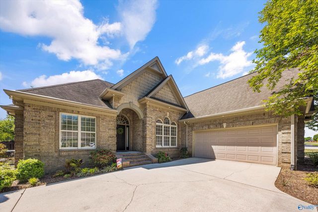 25986 Rosedown Drive, Athens, AL 35613