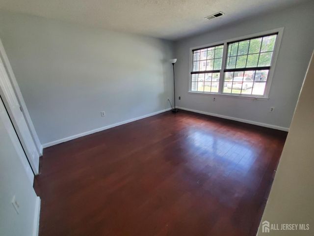 518 Edpas Road, New Brunswick, NJ 08901