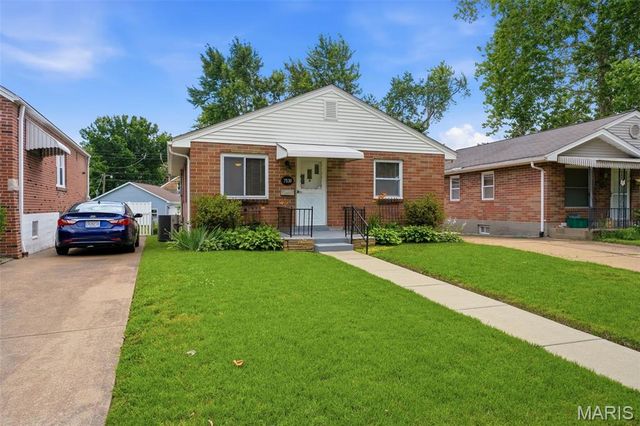 7530 Williams Avenue, St Louis, MO 63143