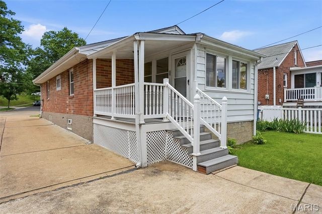 7530 Williams Avenue, St Louis, MO 63143