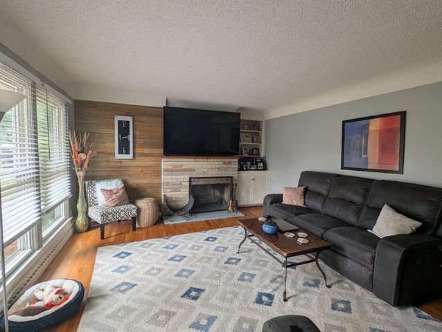 1556 Wilson Avenue, Saginaw, MI 48603