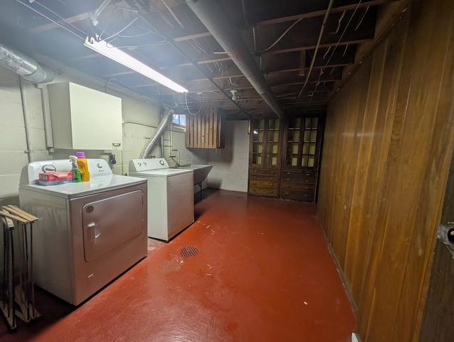 1556 Wilson Avenue, Saginaw, MI 48603