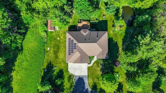 E3093 HIGH POINT RIDGE DRIVE, Waupaca, WI 54981