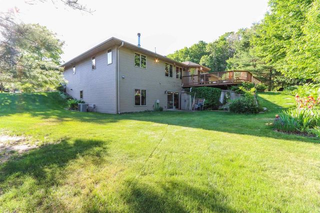 E3093 HIGH POINT RIDGE DRIVE, Waupaca, WI 54981