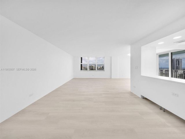 301 174th St 1818, Sunny Isles Beach, FL 33160