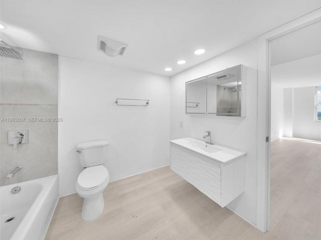 301 174th St 1818, Sunny Isles Beach, FL 33160