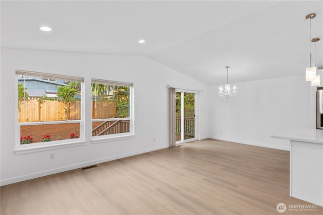 5016 26th Avenue SW, Seattle, WA 98106