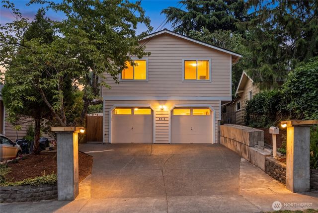 5016 26th Avenue SW, Seattle, WA 98106