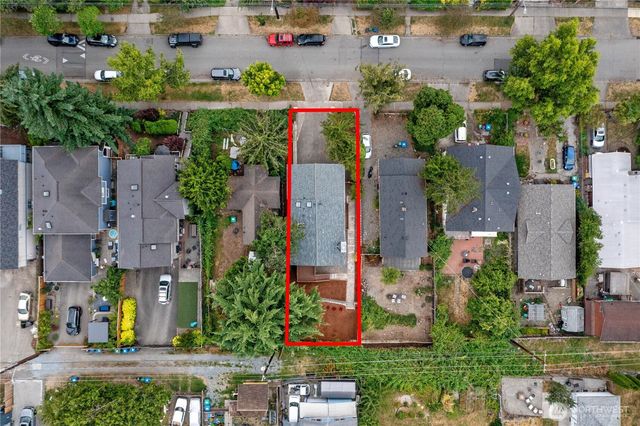 5016 26th Avenue SW, Seattle, WA 98106