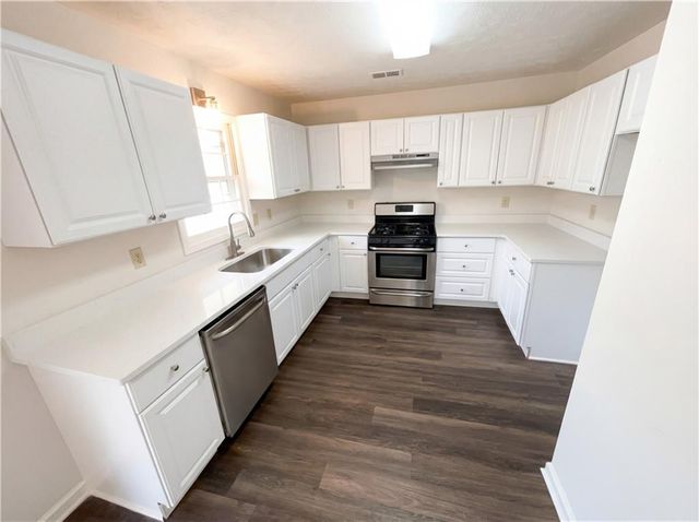 34 Aspen Lake Trace, Newnan, GA 30263