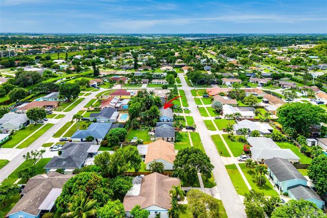 1250 Belmore Terrace, Wellington, FL 33414