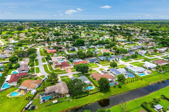 1250 Belmore Terrace, Wellington, FL 33414