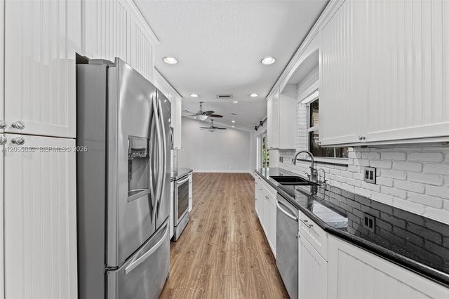 1250 Belmore Terrace, Wellington, FL 33414