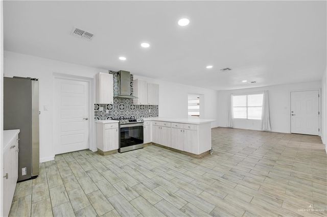 117 W Hawk Avenue, Pharr, TX 78577