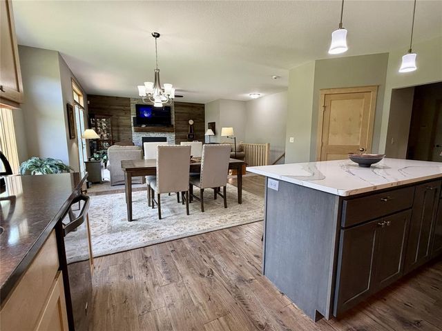 2355 Mckinley Road, Eau Claire, WI 54703
