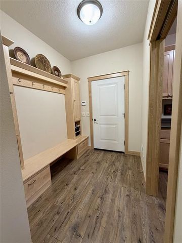 2355 Mckinley Road, Eau Claire, WI 54703