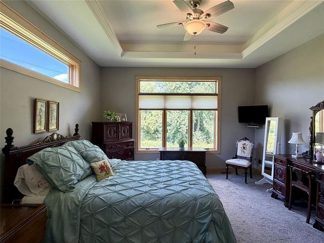 2355 Mckinley Road, Eau Claire, WI 54703
