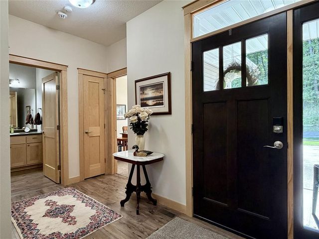 2355 Mckinley Road, Eau Claire, WI 54703