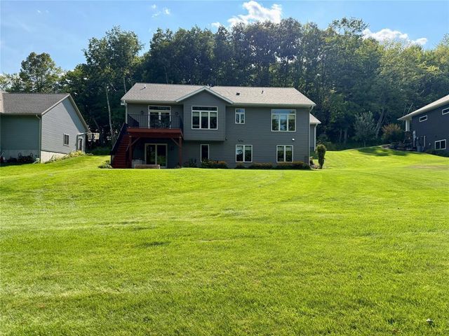 2355 Mckinley Road, Eau Claire, WI 54703