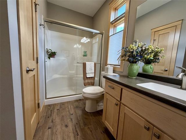 2355 Mckinley Road, Eau Claire, WI 54703