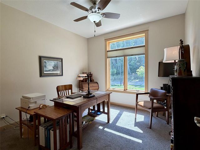 2355 Mckinley Road, Eau Claire, WI 54703
