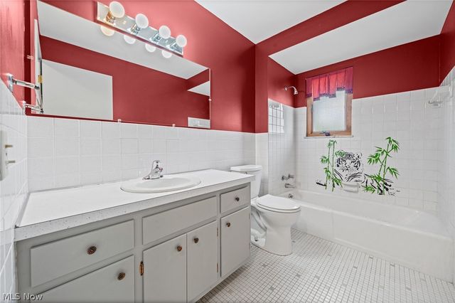 6217 Brookside Road, Independence, OH 44131