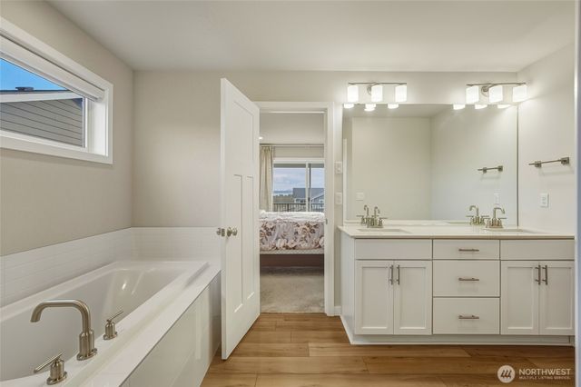 5464 Lasiandra Drive, Blaine, WA 98230