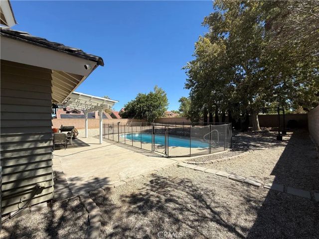 42534 61st West, Quartz Hill, CA 93536
