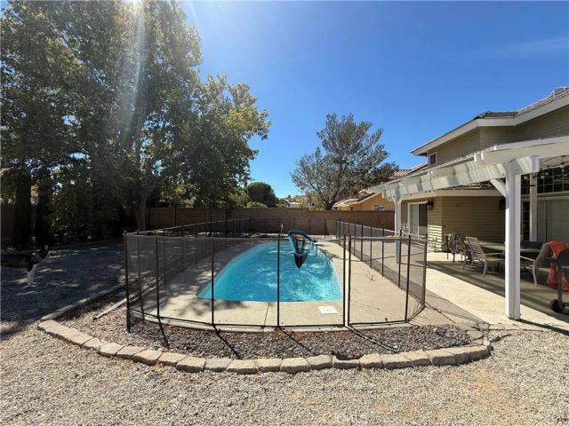 42534 61st West, Quartz Hill, CA 93536