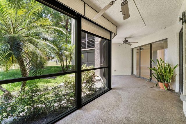 5800 Camino Del Sol 102, Boca Raton, FL 33433