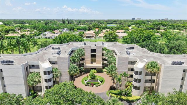 5800 Camino Del Sol 102, Boca Raton, FL 33433