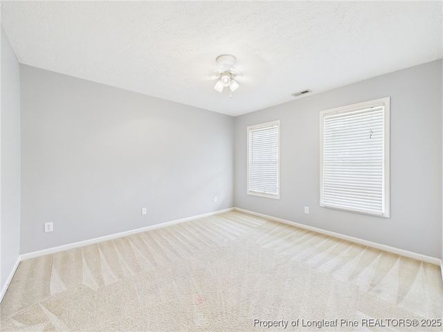 2909 Piney Mountain Drive, Hope Mills, NC 28348